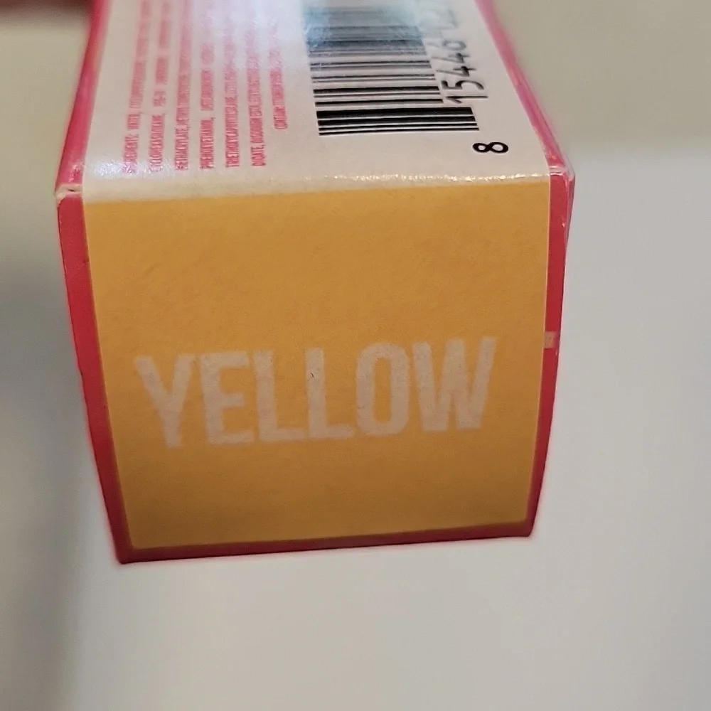 Jeffree Star Magic Star Concealer, Yellow, NEW